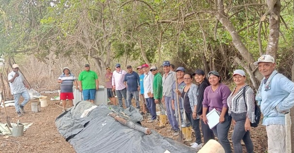 Prefectura del Guayas impulsa capacitación agrícola sostenible en San Lorenzo del Mate